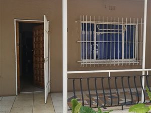 3 Bed House in Bezuidenhout Valley