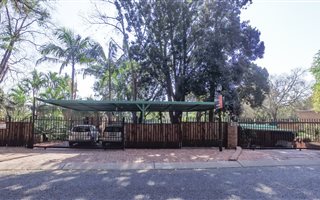5 Bedroom House in Florauna