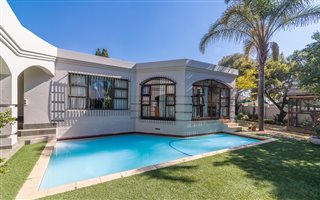 4 Bedroom House in Fourways
