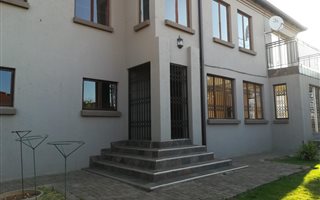 4 Bedroom House in Highveld Park