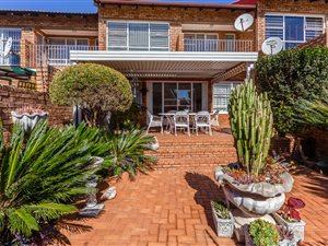 3 Bed Townhouse in Fairland