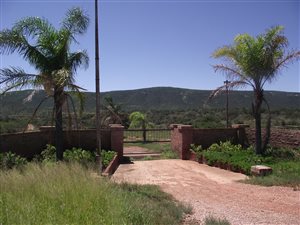 1294 ha Farm in Kirkwood