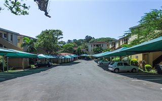 2 Bedroom Apartment in Sheffield Beach