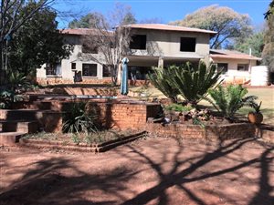 5 Bed House in Valeriedene
