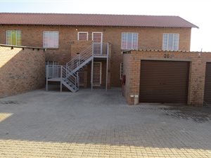 2 Bed Flat in Middelburg Central