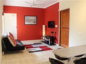 1 Bedroom Garden Cottage in Bloubergrant