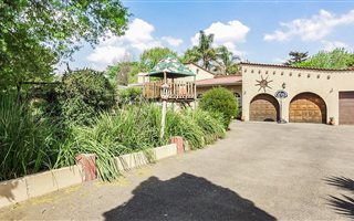 5 Bedroom House in Brackenhurst