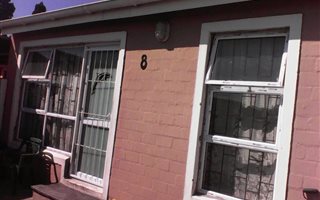 2 Bedroom House in Ruyterwacht