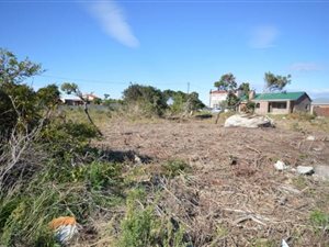 588 m² Land available in Bettys Bay
