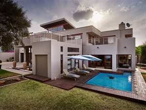 4 Bed House in Carlswald North Estate