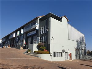 460 m² Industrial space in Halfway House