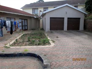 5 Bedroom House in Kwamagxaki