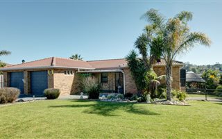 3 Bedroom House in The Crest