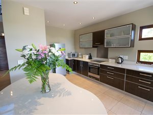 3 Bed House in Seaside Longships