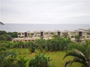 3 Bed Apartment in Umdloti Beach