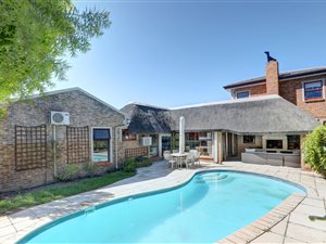 5 Bed House in Sonstraal