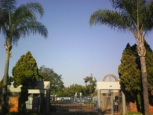 2 Bed Townhouse in Doornpoort and surrounds