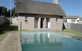 3 Bedroom Townhouse in Carenvale