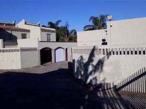 2 Bed Apartment in Hutten Heights