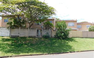 3 Bedroom Duplex in Bluff