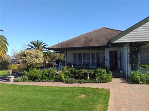 4 Bed House in Paarl
