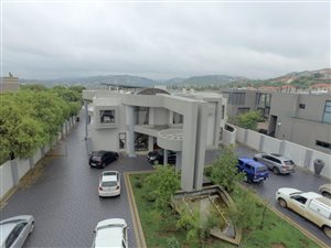 5 Bed House in Meyersdal Eco Estate