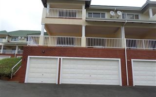 3 Bedroom Simplex in Mt Edgecombe