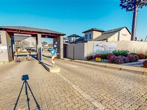 222 m² Commercial space in Glen Marais