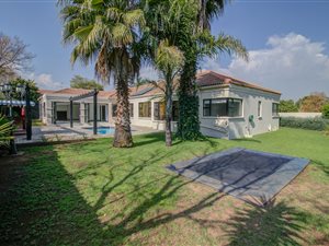 4 Bed House in Dainfern Ridge
