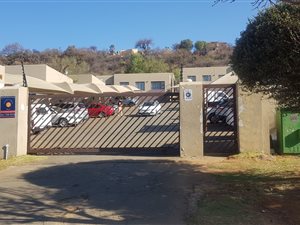 3 Bed Townhouse in Naturena