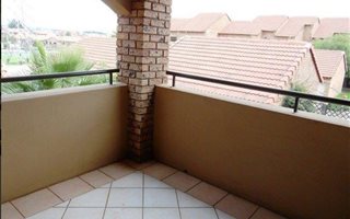2 Bedroom Townhouse in Eco Park