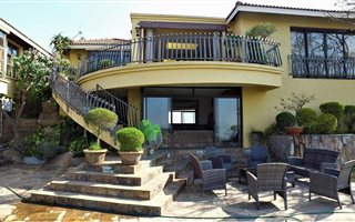 3 Bedroom House in Sonheuwel