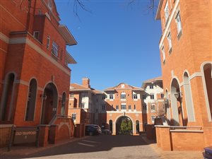 Office space in Houghton Estate