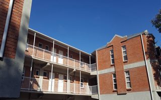 2 Bedroom Apartment in Grahamstown Central