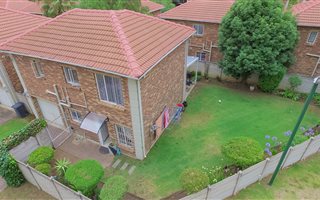 3 Bedroom House in Wilgeheuwel