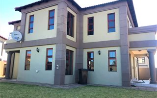 4 Bedroom House in Parkrand