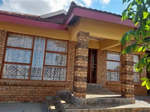 5 Bed House in Mankweng