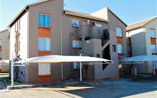 2 Bedroom Apartment in Rynfield