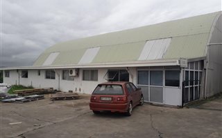 754 m² Industrial space in Pentrich