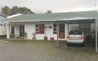 2 Bedroom Apartment in George South