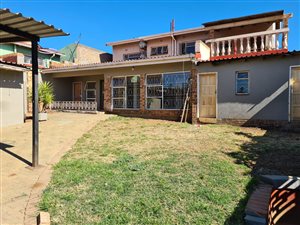 6 Bed House in Newlands