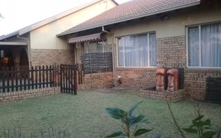 3 Bedroom Townhouse in Del Judor