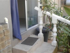 Studio apartment in Bluff