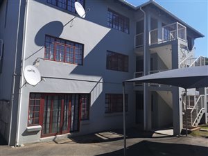 2 Bed Flat in Scottsville