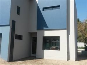 3 Bed Duplex in Rustenburg North