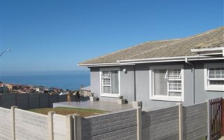 2 Bedroom Cluster in Dana Bay