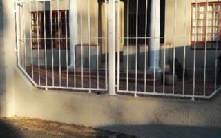 3 Bedroom House in Kensington