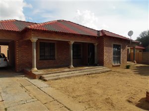 3 Bed House in Odendaalsrus