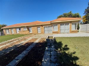 3 Bed House in Hennenman
