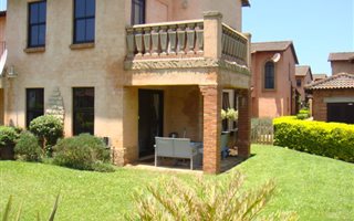 2 Bedroom Duplex in Plantations